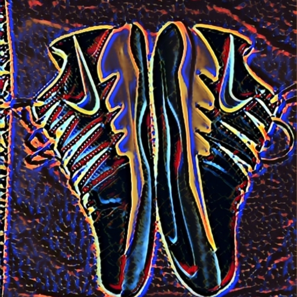 NOTHING, JUST SHOWING OFF MY OWN ISH BC SUPPOSEDLY, ITS COOL TO DO ON POSH... - Picture 3 of 8